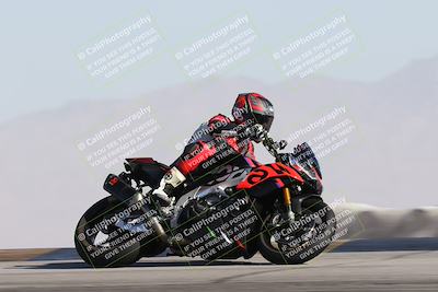 media/Dec-01-2025-Moto Forza (Mon) [[2daa91e15f]]/2-Intermediate Group/Session 2 Turn 9 Entry/